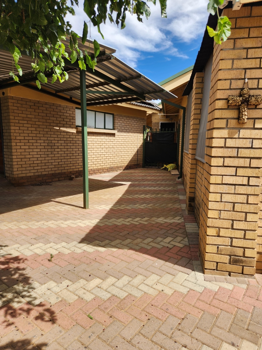 3 Bedroom Property for Sale in Hennenman Free State